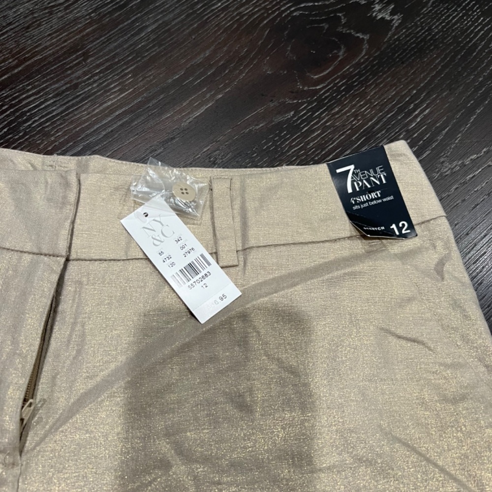 Cuffed Bottom Shorts - Picture 3 of 3